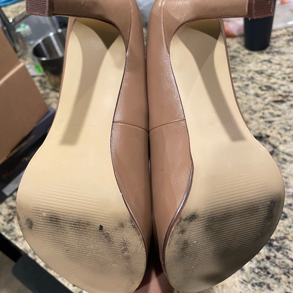 Shoes - Picture 2 of 4